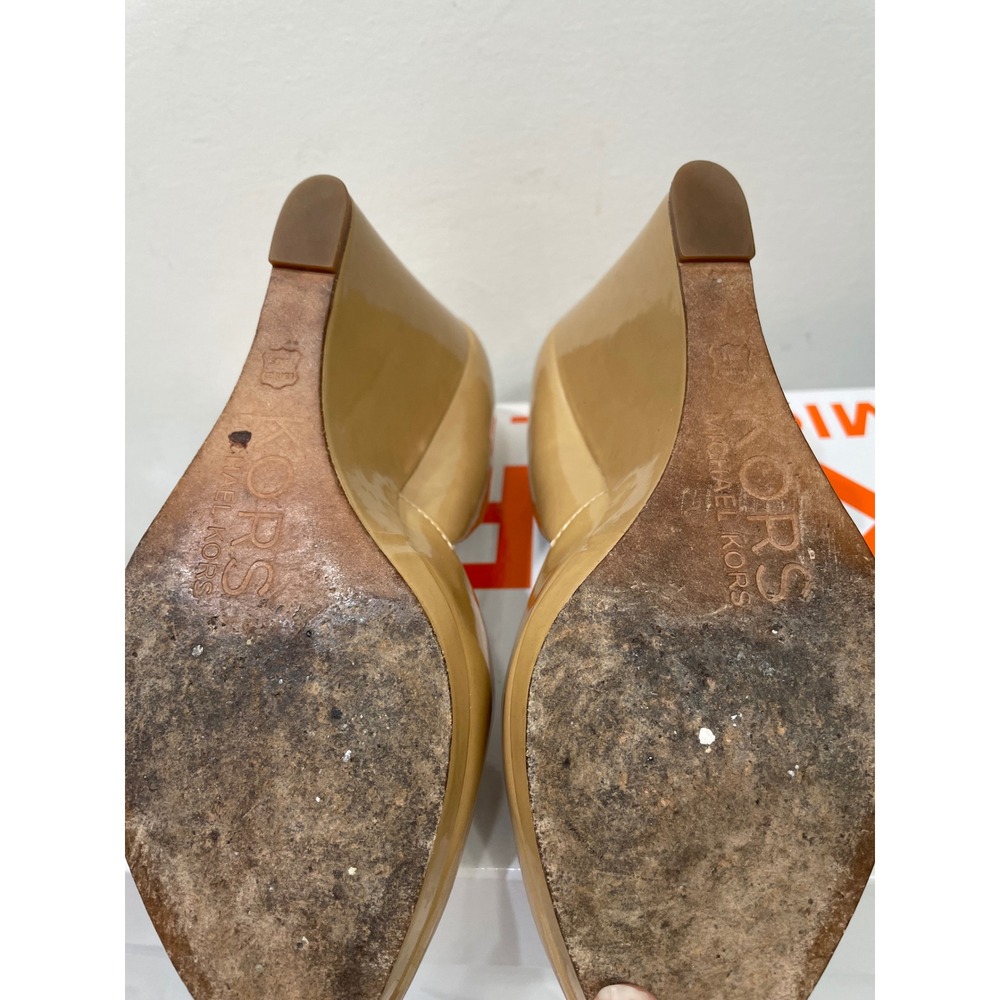 Michael Kors Vail Nude Patent Leather Peep Toe Wedge Pumps Heels 6.5M 41R1VAHP1A - Picture 6 of 7